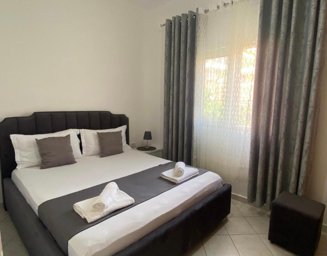Niko Apartament Sarandë Exterior foto